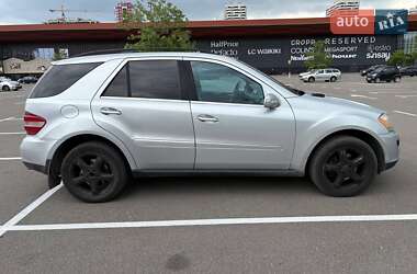Внедорожник / Кроссовер Mercedes-Benz M-Class 2007 в 