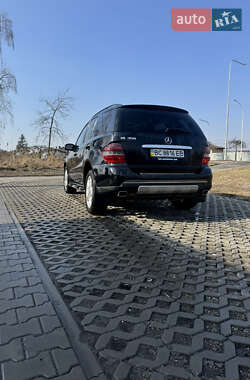 Внедорожник / Кроссовер Mercedes-Benz M-Class 2006 в Ивано-Франковске