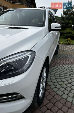Внедорожник / Кроссовер Mercedes-Benz M-Class 2015 в 