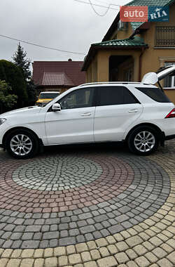 Внедорожник / Кроссовер Mercedes-Benz M-Class 2015 в 