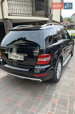 Внедорожник / Кроссовер Mercedes-Benz M-Class 2011 в 