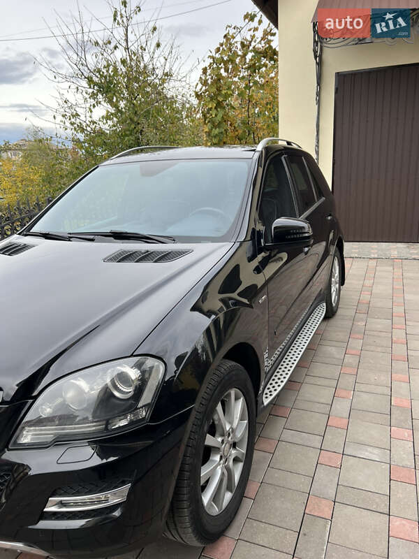 Позашляховик / Кросовер Mercedes-Benz M-Class 2011 в Івано-Франківську фото 12 Позашляховик / Кросовер Mercedes-Benz M-Class 2011 в Івано-Франківську