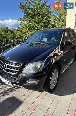 Внедорожник / Кроссовер Mercedes-Benz M-Class 2011 в Городенке