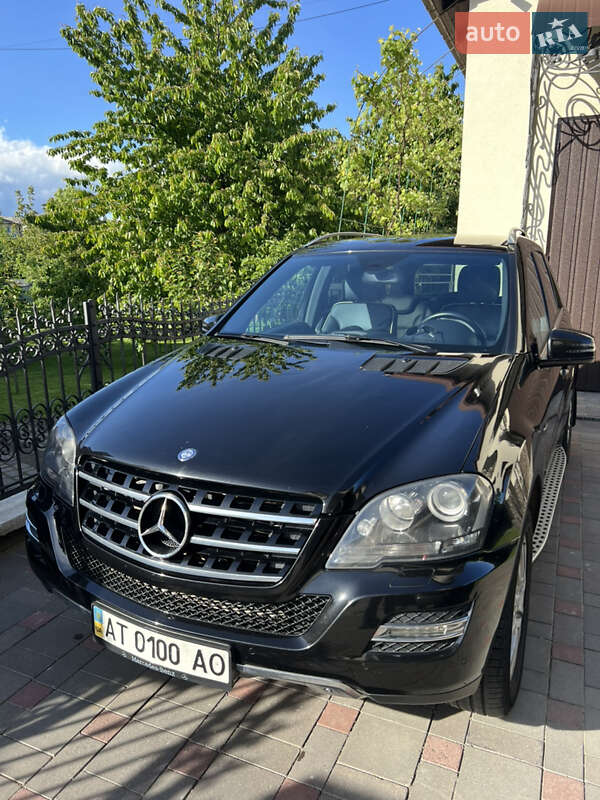 Позашляховик / Кросовер Mercedes-Benz M-Class 2011 в Івано-Франківську фото 2 Позашляховик / Кросовер Mercedes-Benz M-Class 2011 в Івано-Франківську