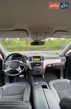 Внедорожник / Кроссовер Mercedes-Benz M-Class 2012 в 