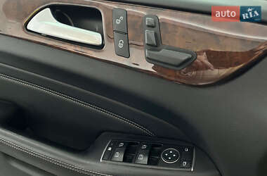 Внедорожник / Кроссовер Mercedes-Benz M-Class 2013 в 