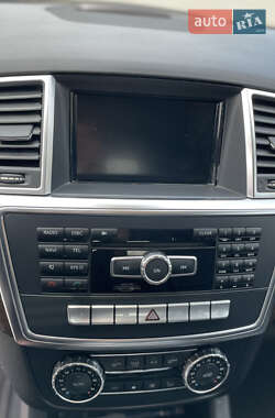 Внедорожник / Кроссовер Mercedes-Benz M-Class 2014 в 
