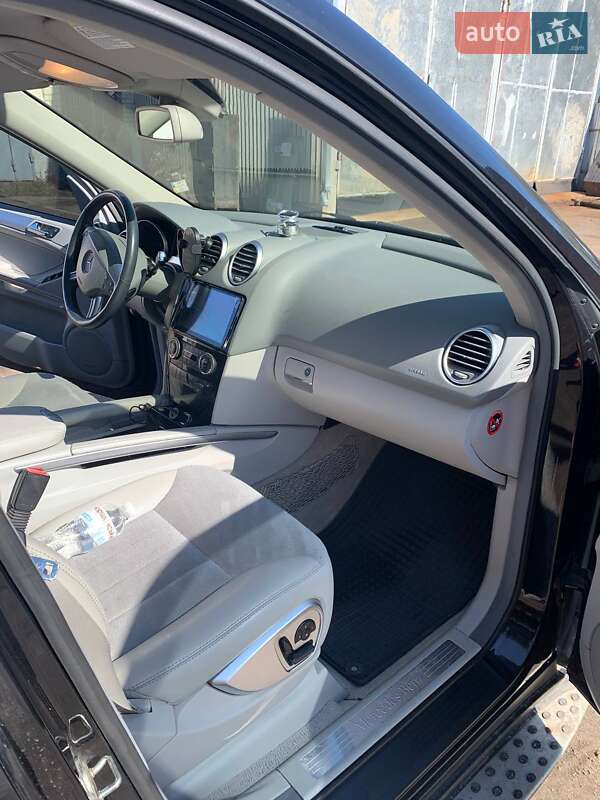 Внедорожник / Кроссовер Mercedes-Benz M-Class 2005 в Житомире фото 22 Внедорожник / Кроссовер Mercedes-Benz M-Class 2005 в Житомире
