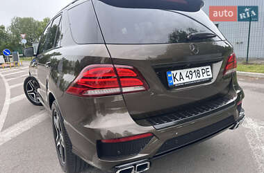 Позашляховик / Кросовер Mercedes-Benz M-Class 2011 в 