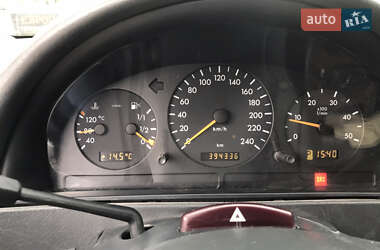 Позашляховик / Кросовер Mercedes-Benz M-Class 2003 в 