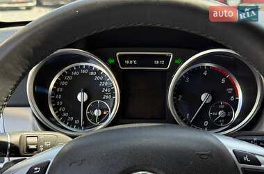 Внедорожник / Кроссовер Mercedes-Benz M-Class 2014 в 