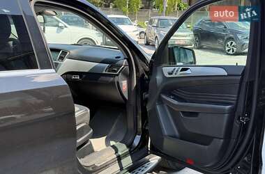 Внедорожник / Кроссовер Mercedes-Benz M-Class 2014 в 