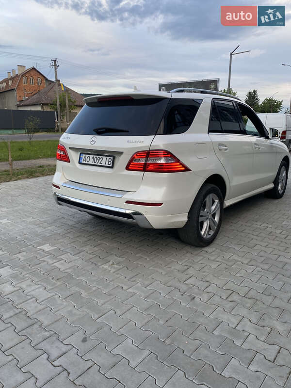 Внедорожник / Кроссовер Mercedes-Benz M-Class 2014 в Ужгороде