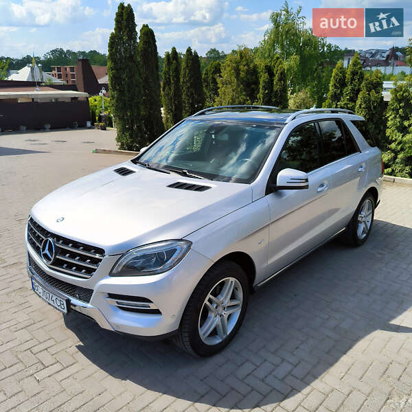 Mercedes-Benz M-Class 2013