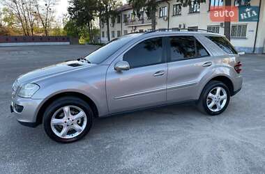 Позашляховик / Кросовер Mercedes-Benz M-Class 2008 в 