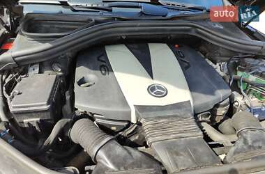 Внедорожник / Кроссовер Mercedes-Benz M-Class 2012 в 