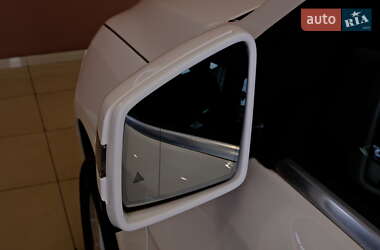 Внедорожник / Кроссовер Mercedes-Benz M-Class 2014 в 