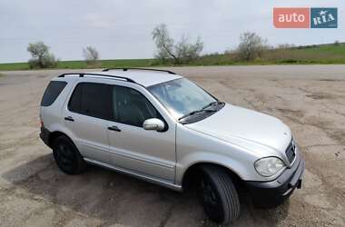 Внедорожник / Кроссовер Mercedes-Benz M-Class 2003 в 
