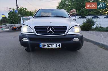 Внедорожник / Кроссовер Mercedes-Benz M-Class 2003 в 