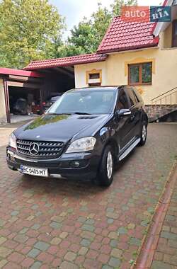 Внедорожник / Кроссовер Mercedes-Benz M-Class 2006 в 