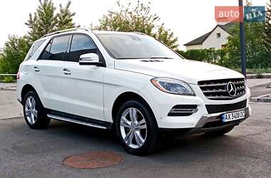 Внедорожник / Кроссовер Mercedes-Benz M-Class 2013 в 