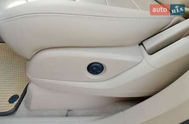 Внедорожник / Кроссовер Mercedes-Benz M-Class 2013 в 