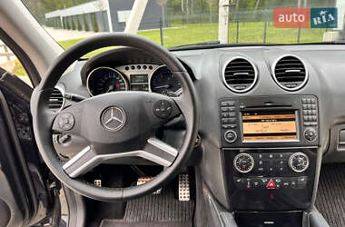 Внедорожник / Кроссовер Mercedes-Benz M-Class 2009 в 