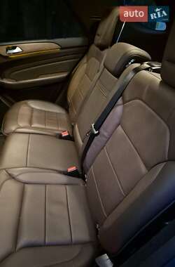Внедорожник / Кроссовер Mercedes-Benz M-Class 2013 в 