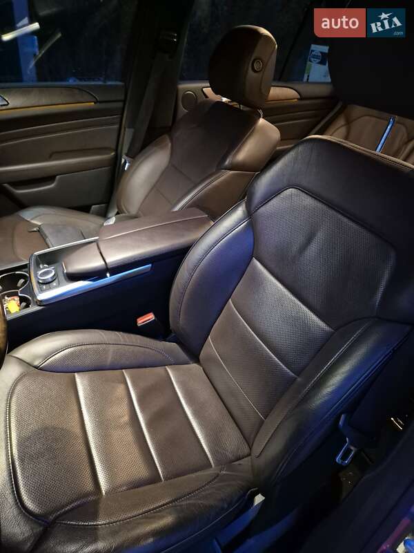 Внедорожник / Кроссовер Mercedes-Benz M-Class 2013 в Луцке