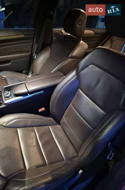Внедорожник / Кроссовер Mercedes-Benz M-Class 2013 в 