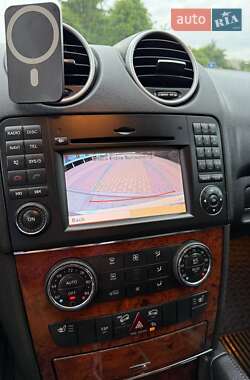 Внедорожник / Кроссовер Mercedes-Benz M-Class 2011 в 
