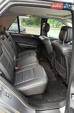Внедорожник / Кроссовер Mercedes-Benz M-Class 2011 в 