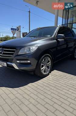 Внедорожник / Кроссовер Mercedes-Benz M-Class 2012 в 