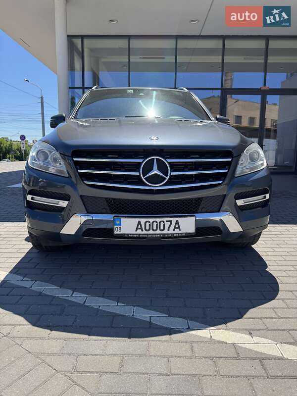 Внедорожник / Кроссовер Mercedes-Benz M-Class 2012 в Запорожье