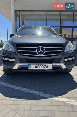 Внедорожник / Кроссовер Mercedes-Benz M-Class 2012 в 