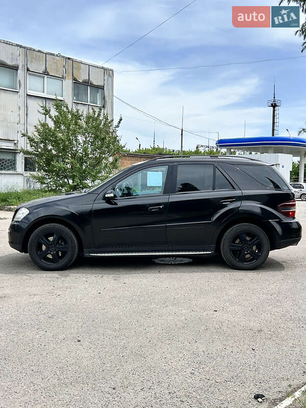 Позашляховик / Кросовер Mercedes-Benz M-Class 2007 в Сумах