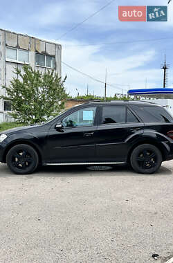 Внедорожник / Кроссовер Mercedes-Benz M-Class 2007 в 