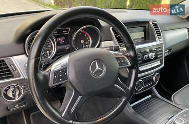 Внедорожник / Кроссовер Mercedes-Benz M-Class 2013 в 
