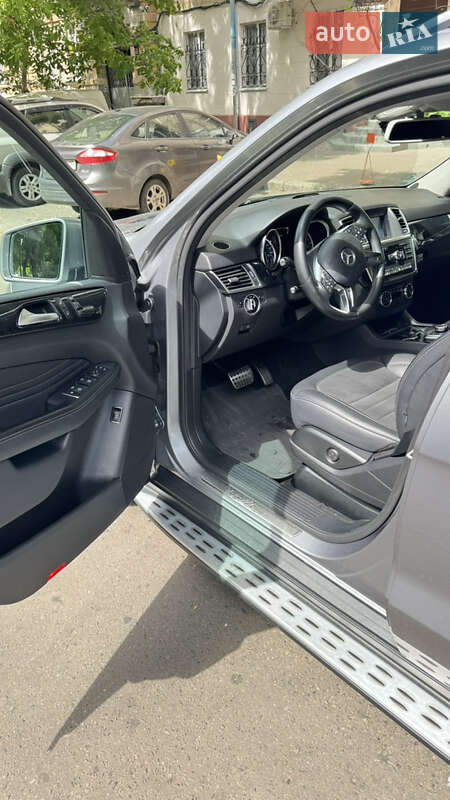 Внедорожник / Кроссовер Mercedes-Benz M-Class 2012 в Одессе