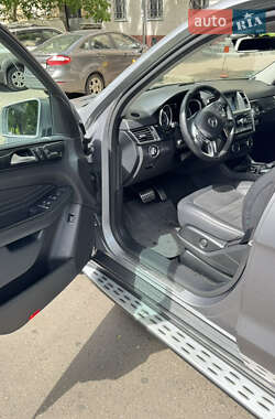 Позашляховик / Кросовер Mercedes-Benz M-Class 2012 в 