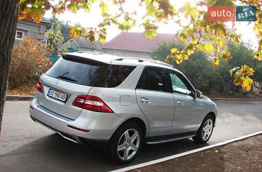 Внедорожник / Кроссовер Mercedes-Benz M-Class 2013 в 