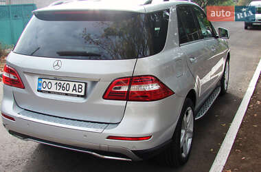 Внедорожник / Кроссовер Mercedes-Benz M-Class 2013 в 