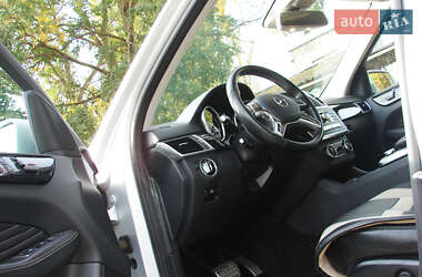 Внедорожник / Кроссовер Mercedes-Benz M-Class 2013 в 