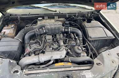 Внедорожник / Кроссовер Mercedes-Benz M-Class 2002 в 