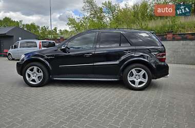 Позашляховик / Кросовер Mercedes-Benz M-Class 2006 в 