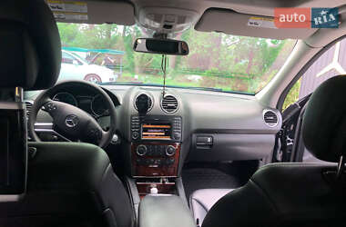 Внедорожник / Кроссовер Mercedes-Benz M-Class 2009 в 