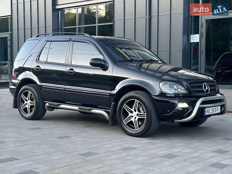 Mercedes-Benz M-Class 2003