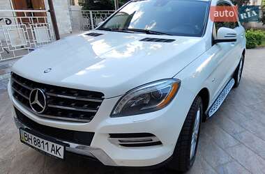 Внедорожник / Кроссовер Mercedes-Benz M-Class 2012 в 