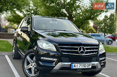 Внедорожник / Кроссовер Mercedes-Benz M-Class 2011 в 