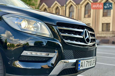Внедорожник / Кроссовер Mercedes-Benz M-Class 2011 в 